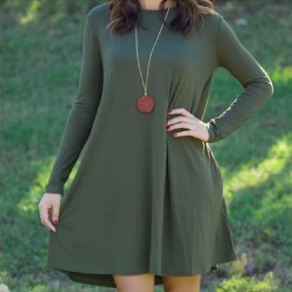 Olive piko dress